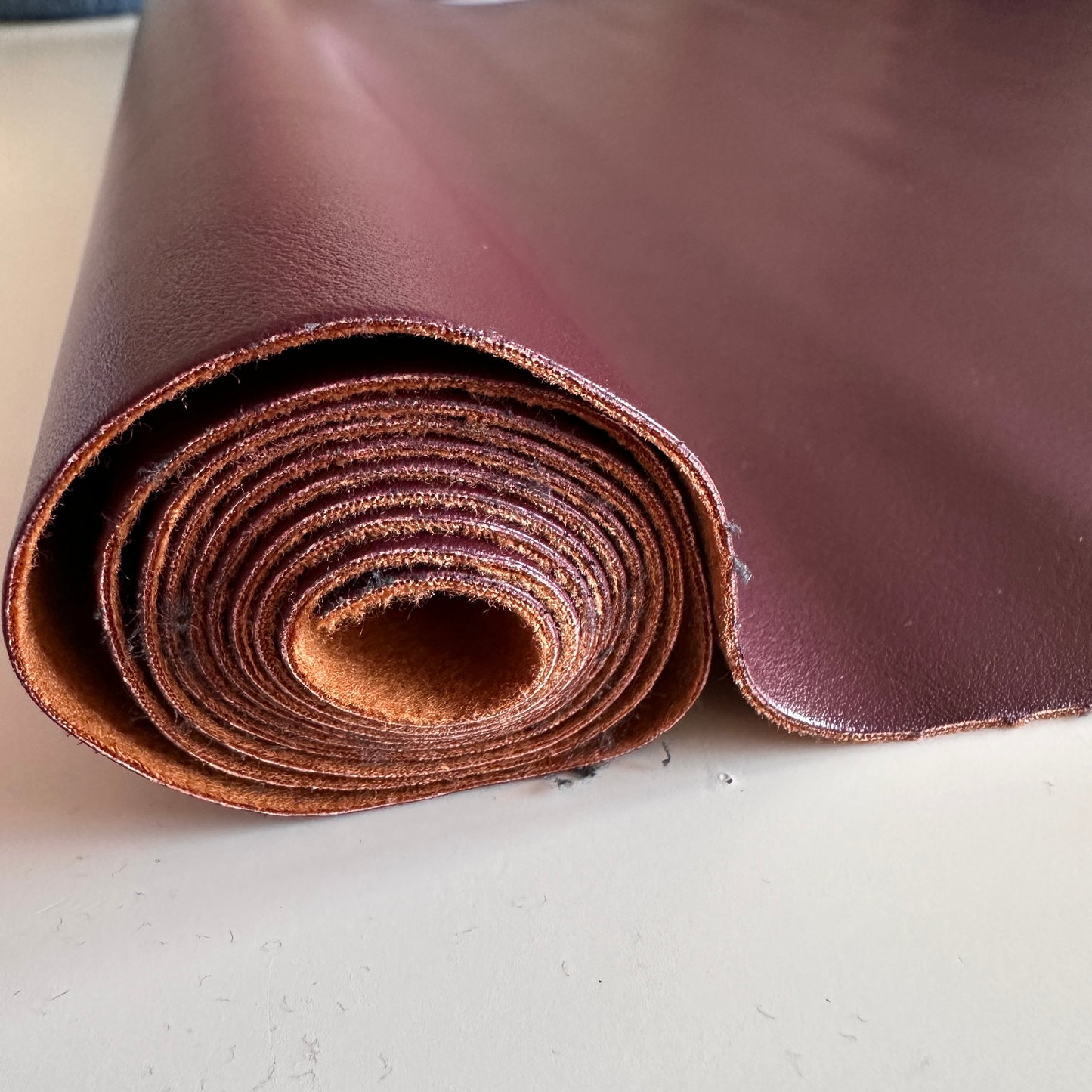 Faux Calfskin PU Roll 46cm x 135cm. BURGUNDY