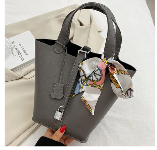 Sew Lisa Lam Bella Bucket Bag Kit - Slate Grey