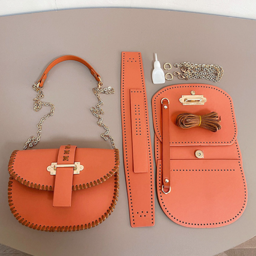 Sew Lisa Lam Palma Saddle Bag Kit - Tangerine